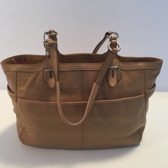 COACH SATCHEL - Picture 2 of 4